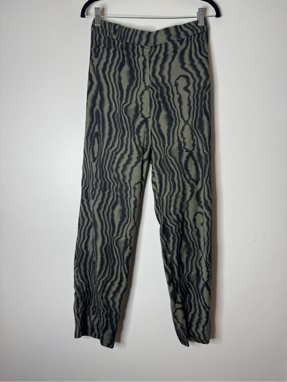 Cos Loose Trouser medium green and black abstract print